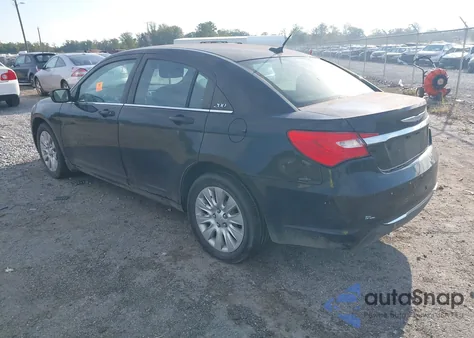 2014 Chrysler 200 Lx z USA, uszkodzony, nr VIN 1C3CCBAB4EN170487